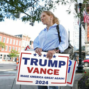 Donald-Trump-2024-JD-Vance-2024-President-Vice-President-Yard-Sign