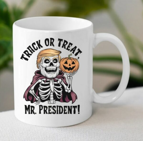 Funny Trump Mug, Mum Trump Mug, Trump Coffe Mug, Trump Birthday Card, Donald Trump Mug, Funny Trump Mug, Halloween Trump Mug1