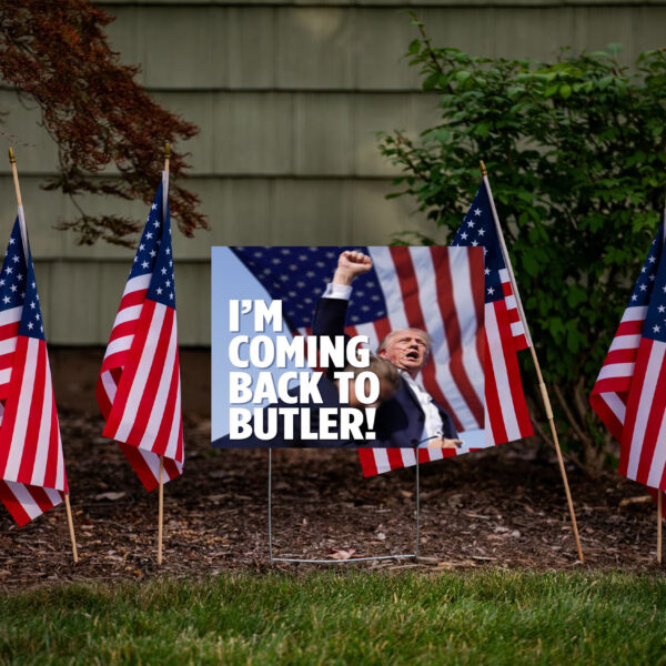 Trump I'm Coming Back To Butler! Yard Sign