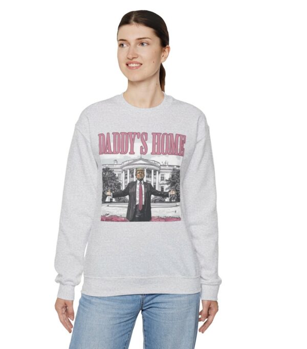 Trump 2024 Daddys Home White House Crewneck Sweatshirt US Pro